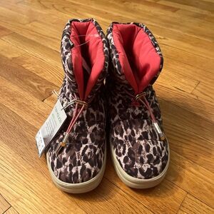 NWT Hey Dude Margot Winter Boots